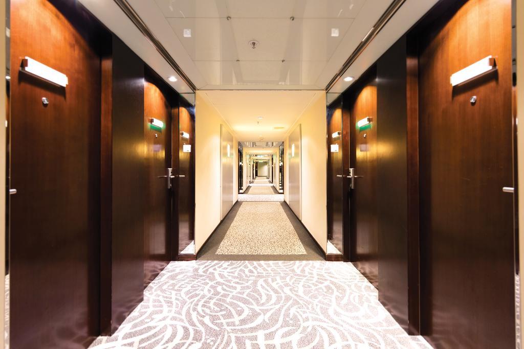 Regal Kowloon Hotel Hong Kong Exterior foto