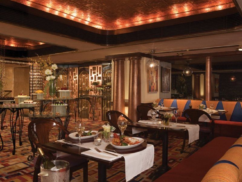 Regal Kowloon Hotel Hong Kong Exterior foto